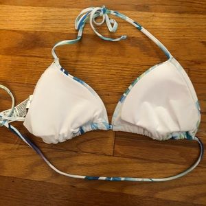 FOREVER 21 Hawaiian themed bathing suit top